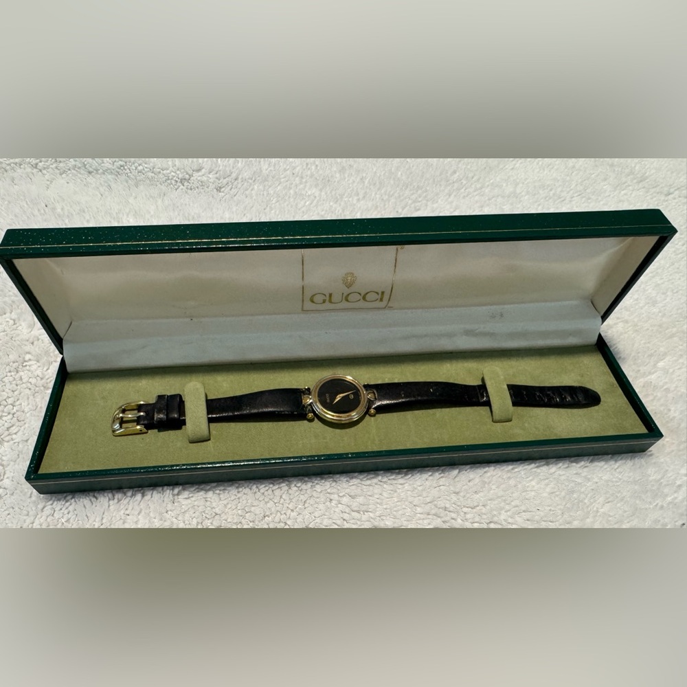 Gucci Green Box with Watch